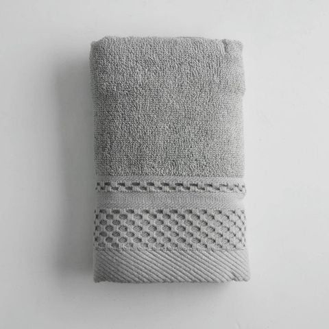 DBO0417 – Bộ 2 khăn SFT007 tặng 1 bàn chải Biz+ Bamboo (Vin)