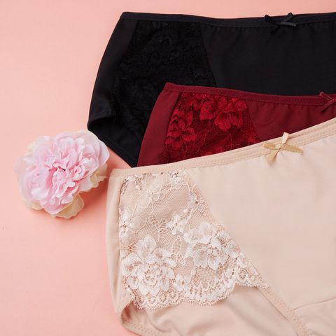 Quần lót Nữ Cecina cạp cao CBI018