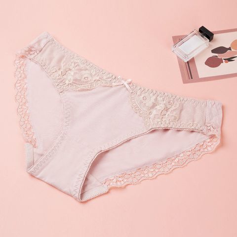 Quần lót Nữ Cecina phối ren CBI1610