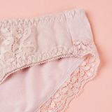 Quần lót Nữ Cecina phối ren CBI1610