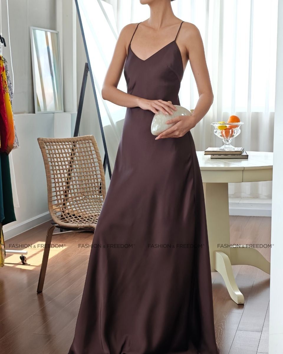 Đầm Lụa Nữ Nâu