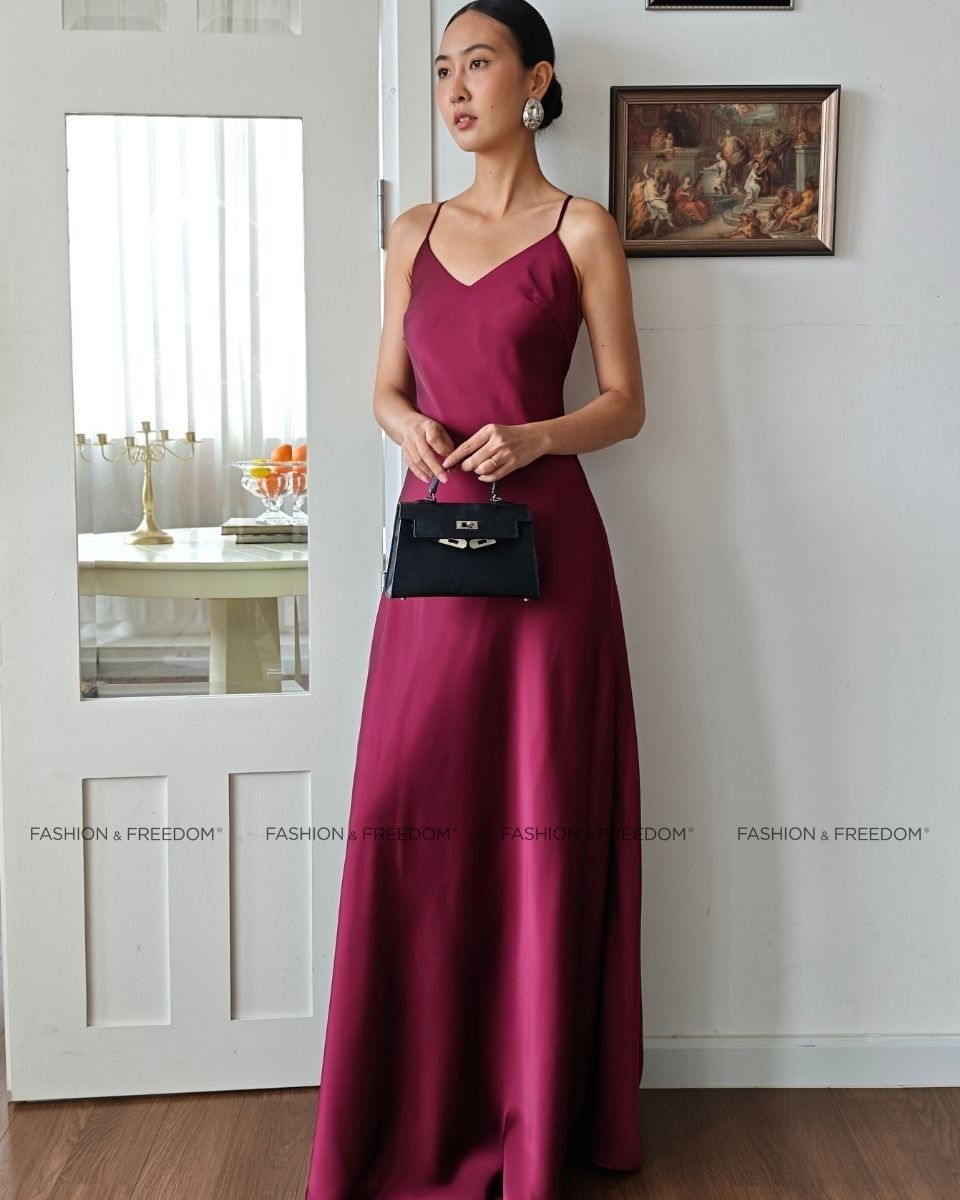 Đầm Lụa Nữ Đỏ Rượu