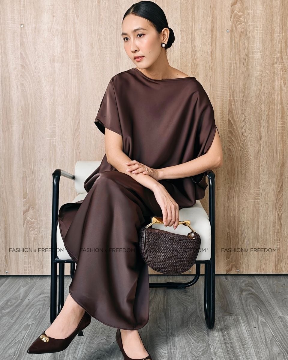 Đầm Lụa Trơn Nâu