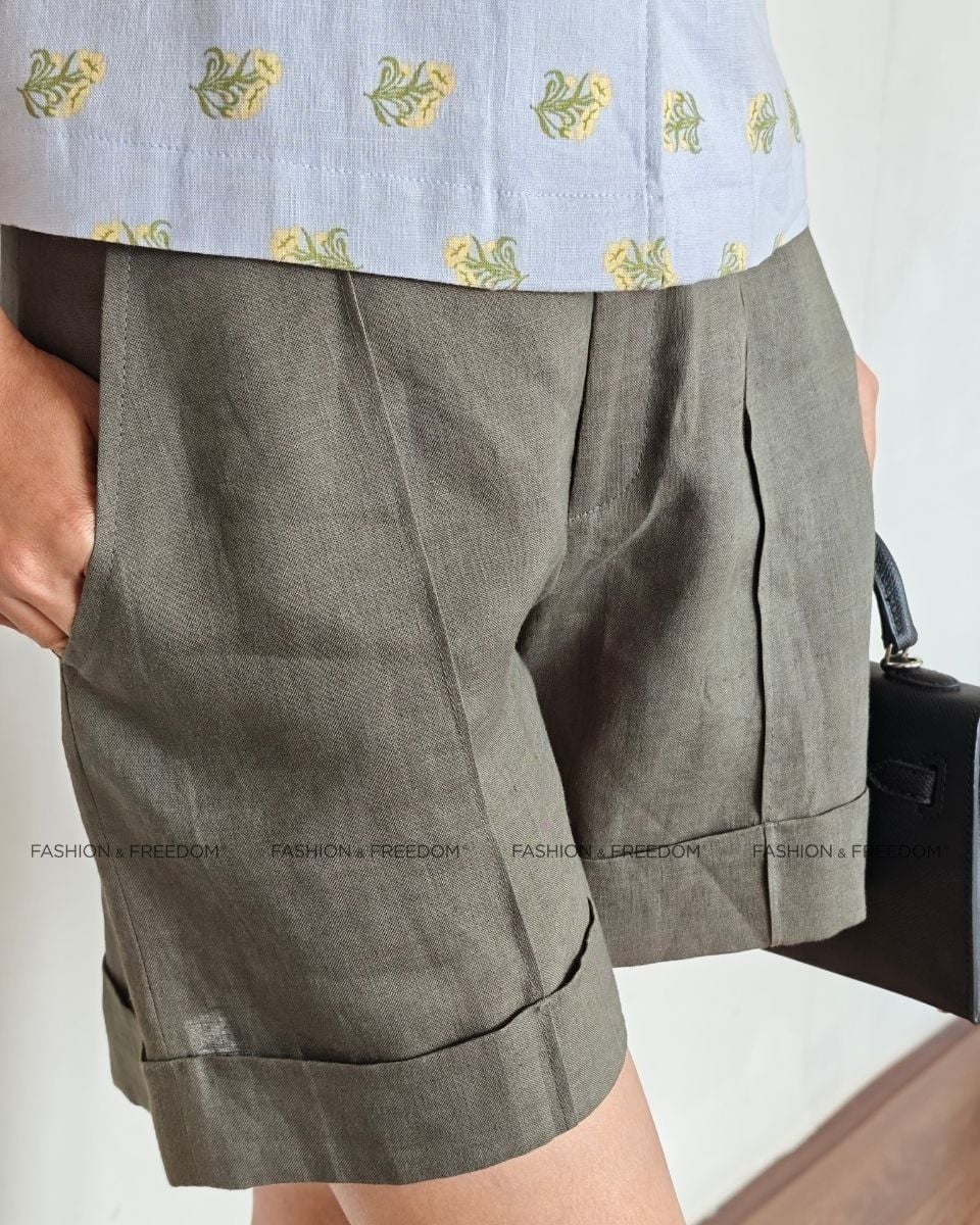 Quần Short Linen Nữ Xanh Rêu De Soleil