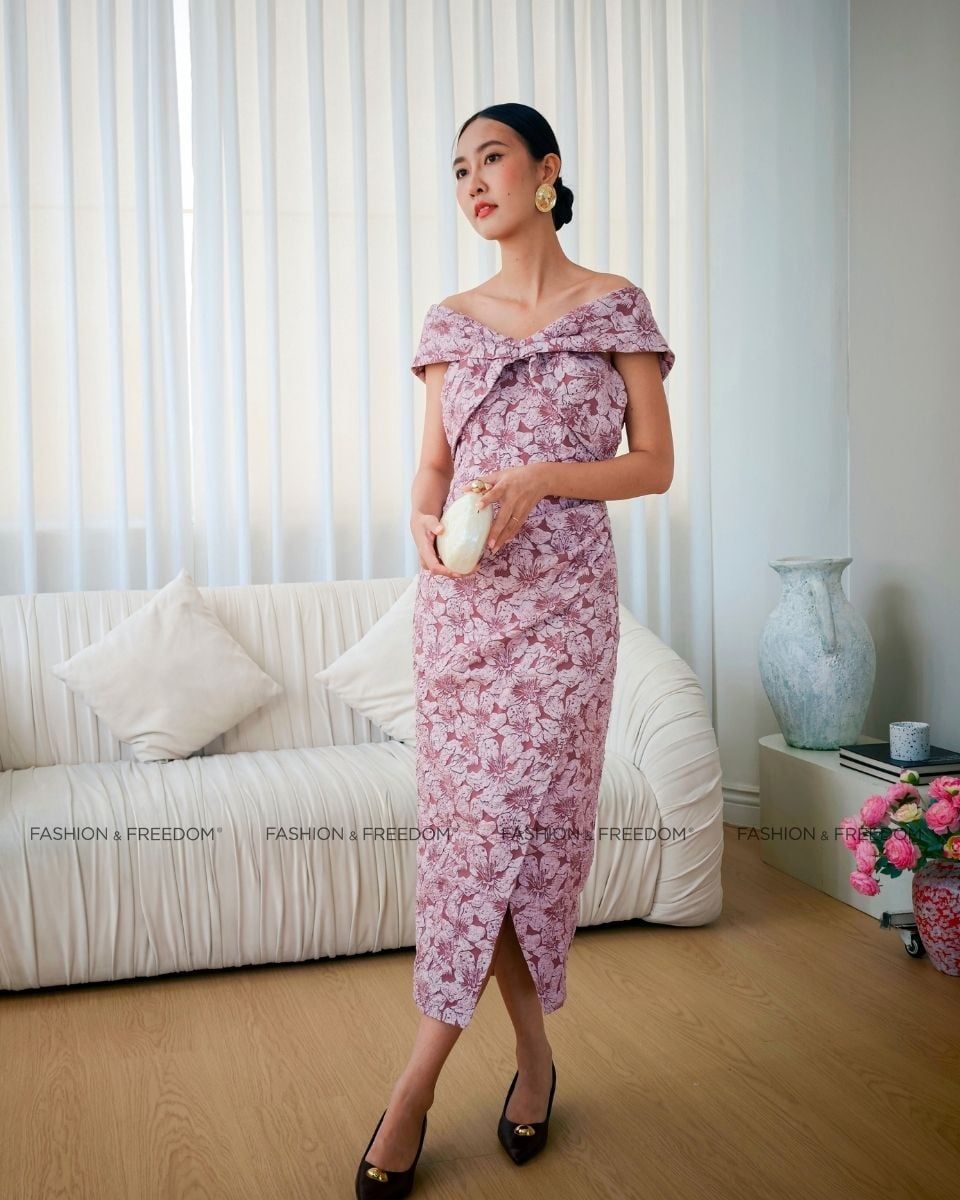 Đầm Gấm Hồng Queen Of The Night