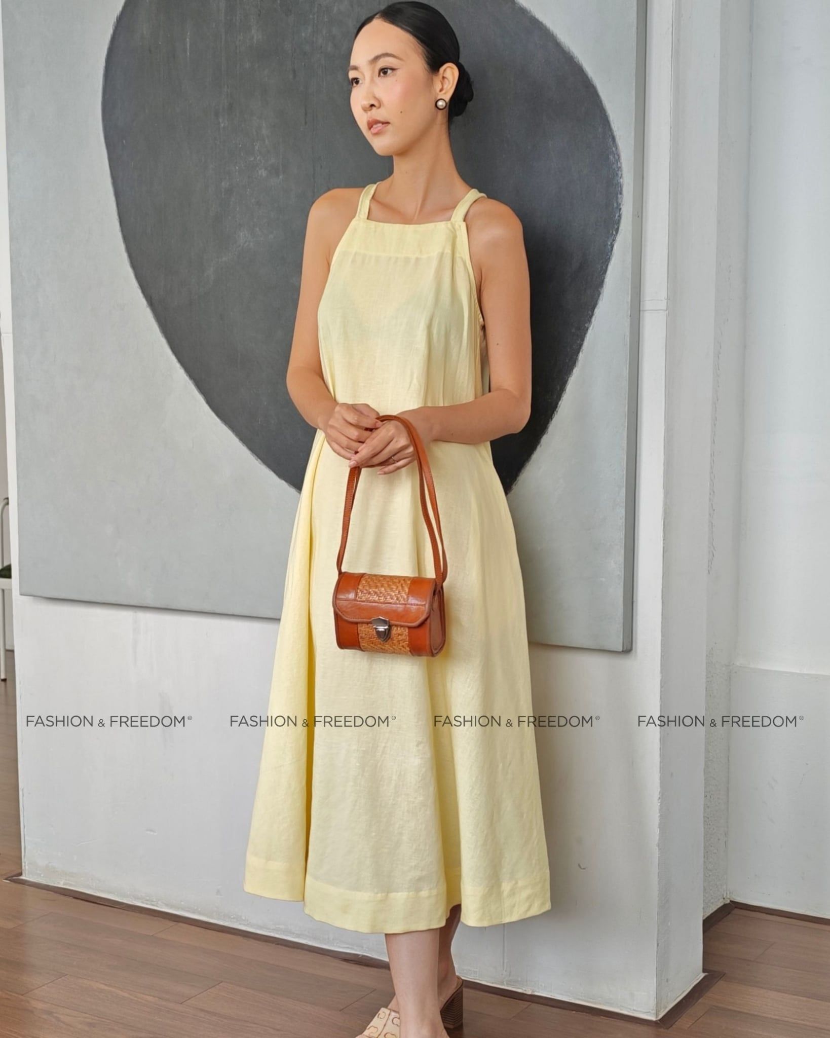 Đầm Linen Vàng Hột Gà