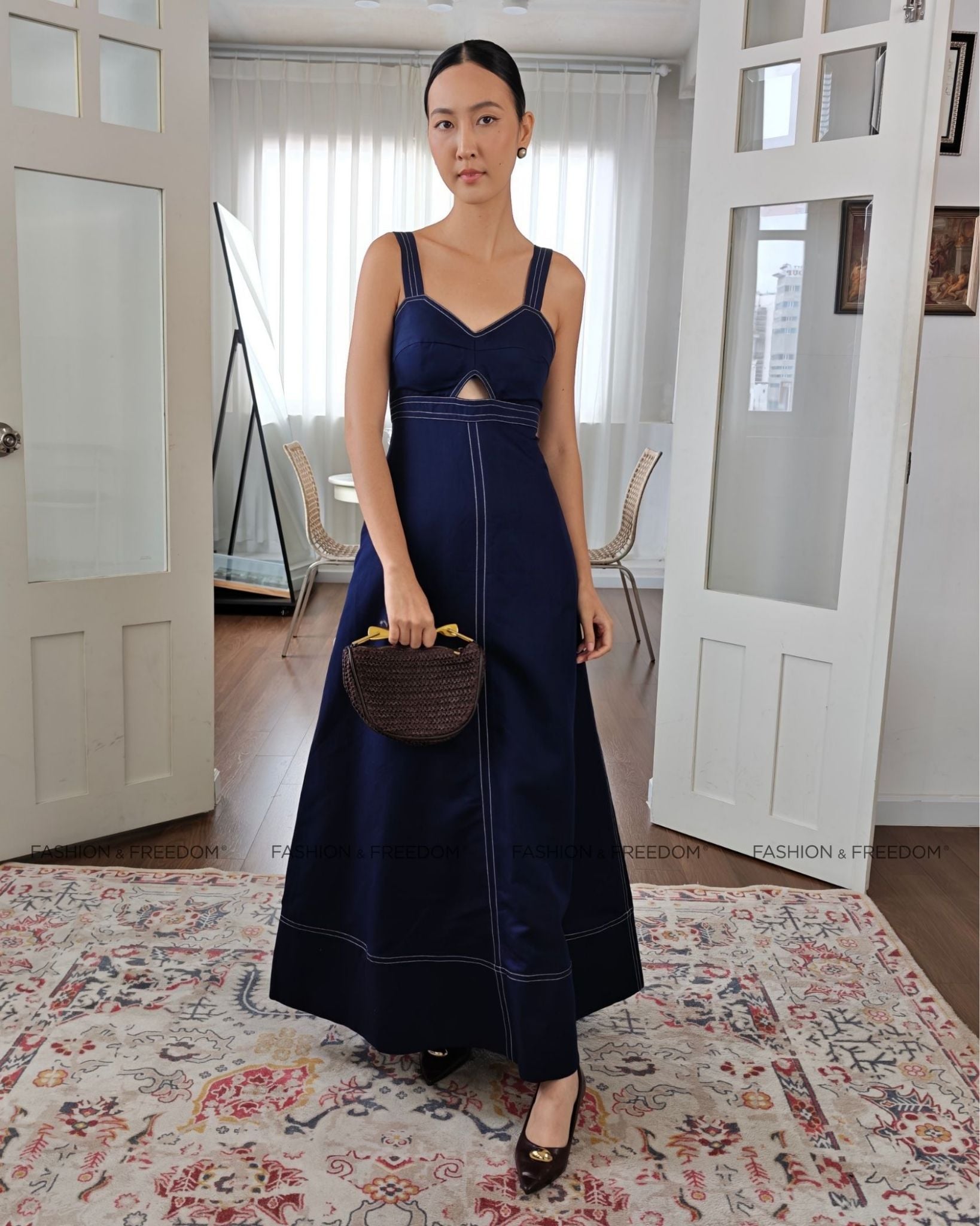 Đầm Linen Nữ Xanh Đen Golden Girl