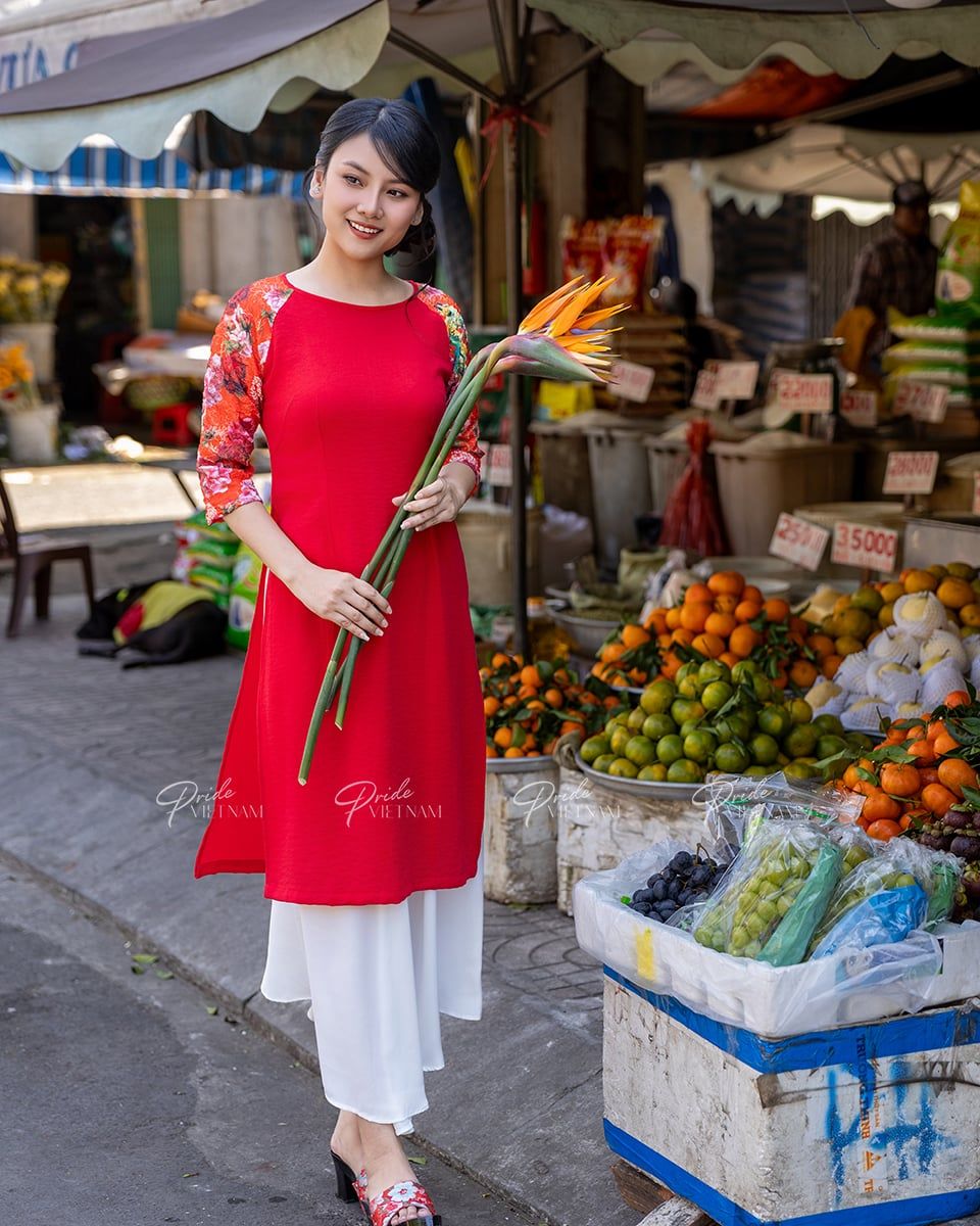 Áo Dài Linen Đỏ Tay Phối Đỏ