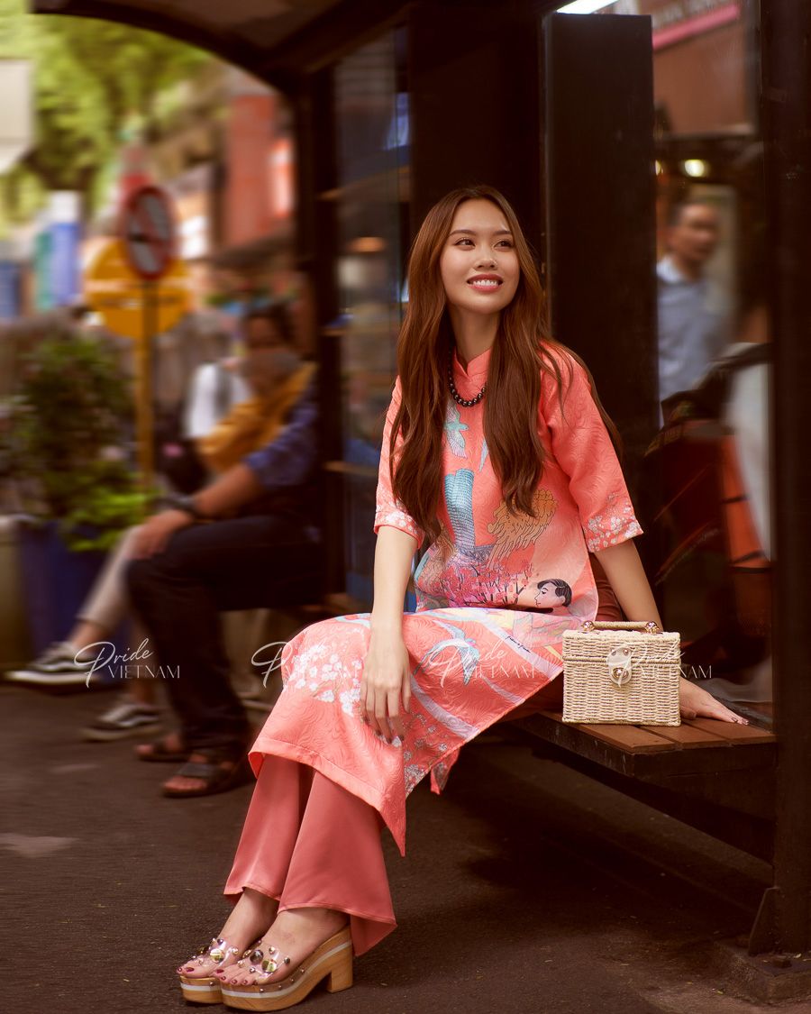 Áo Dài Gấm Hồng Cam Vợ Chồng Họa Tiết Xuân Như Ý