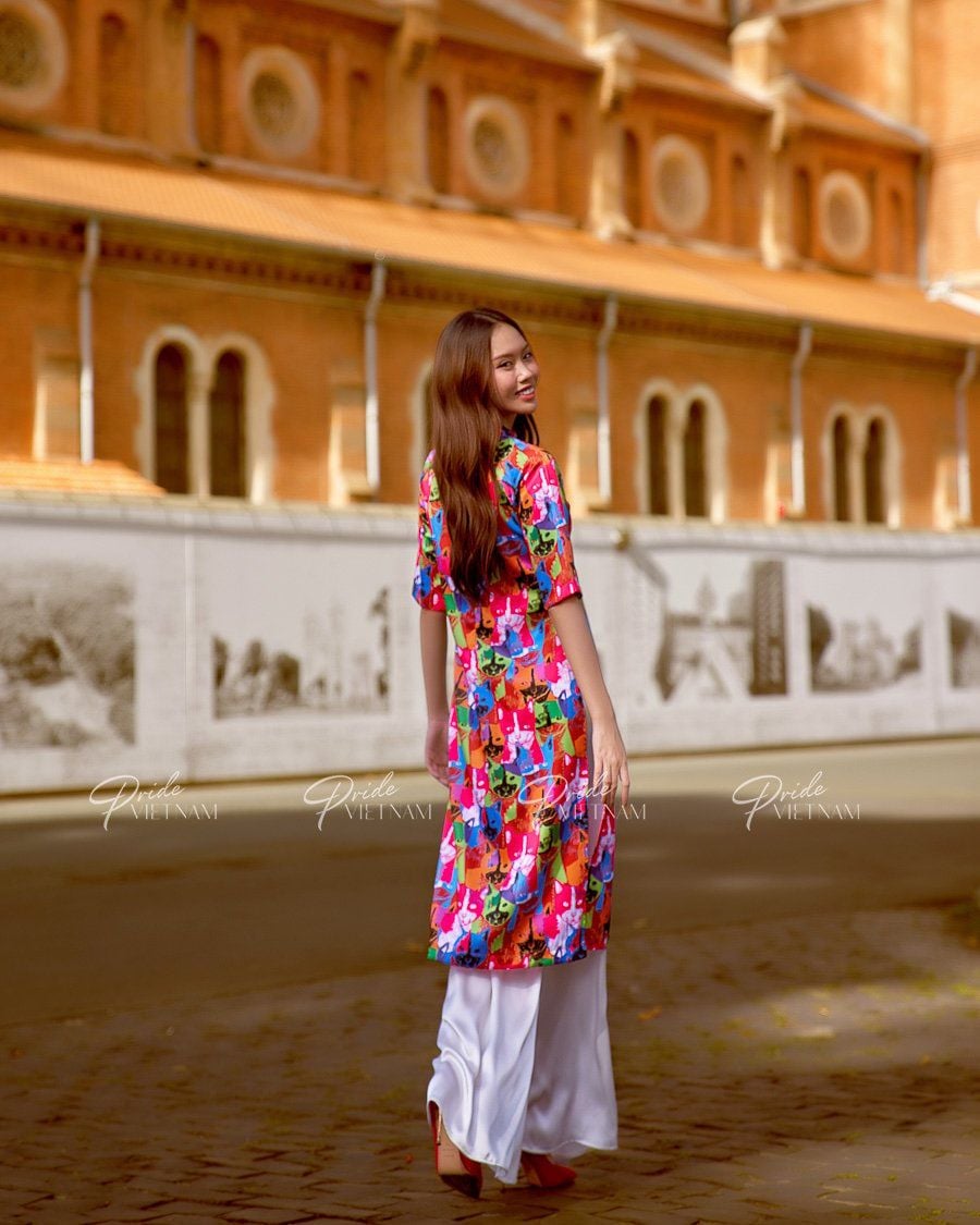 Áo Dài Gấm Nhiều Màu Họa Tiết Hương Xuân