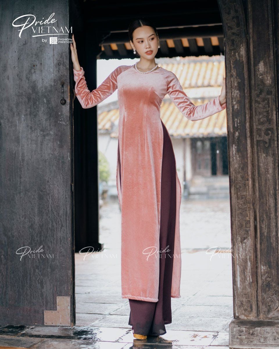 Áo Dài Nữ Nhung Hồng San Hô Pride Việt Nam