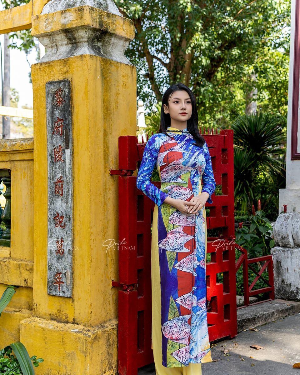 Áo Dài Lụa Xanh Gems Of VietNam