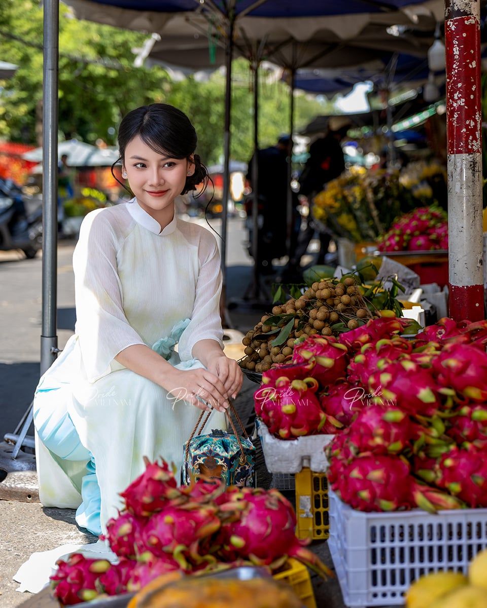 Áo Dài Voan Nữ Trắng Xanh Kết Bông