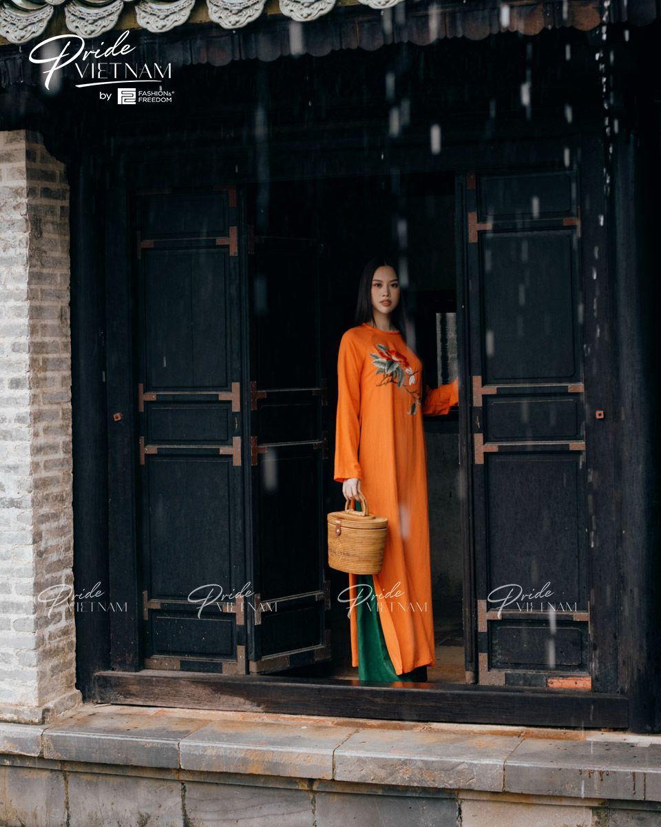 Áo Dài Nữ Linen Cam Pride Việt Nam