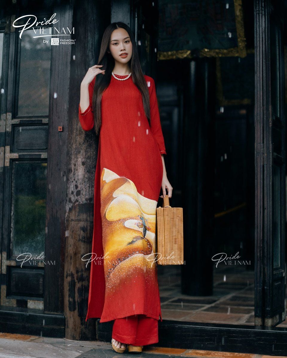 Áo Dài Nữ Linen Đỏ Pride Việt Nam