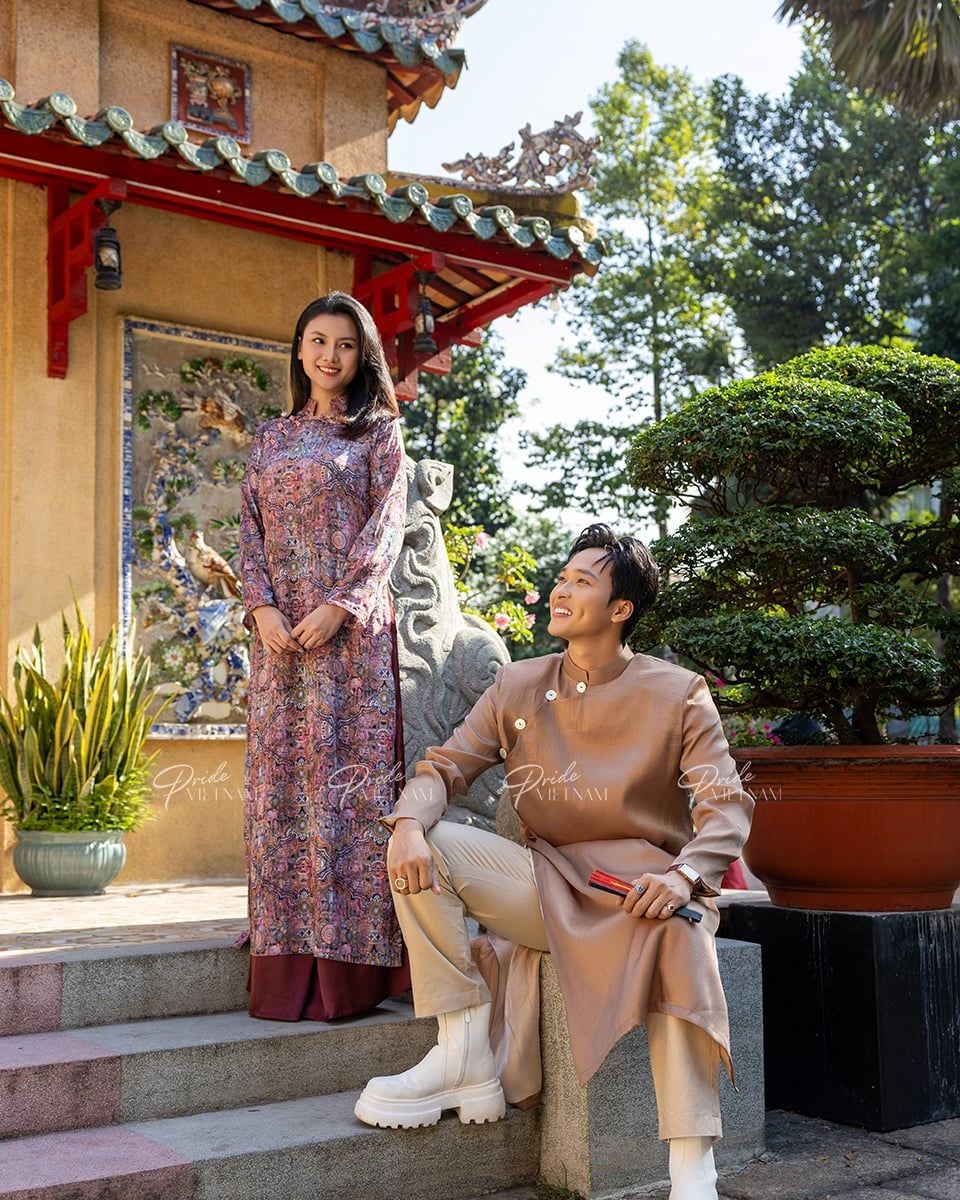 Áo Dài Truyền Thống Nữ Họa Tiết