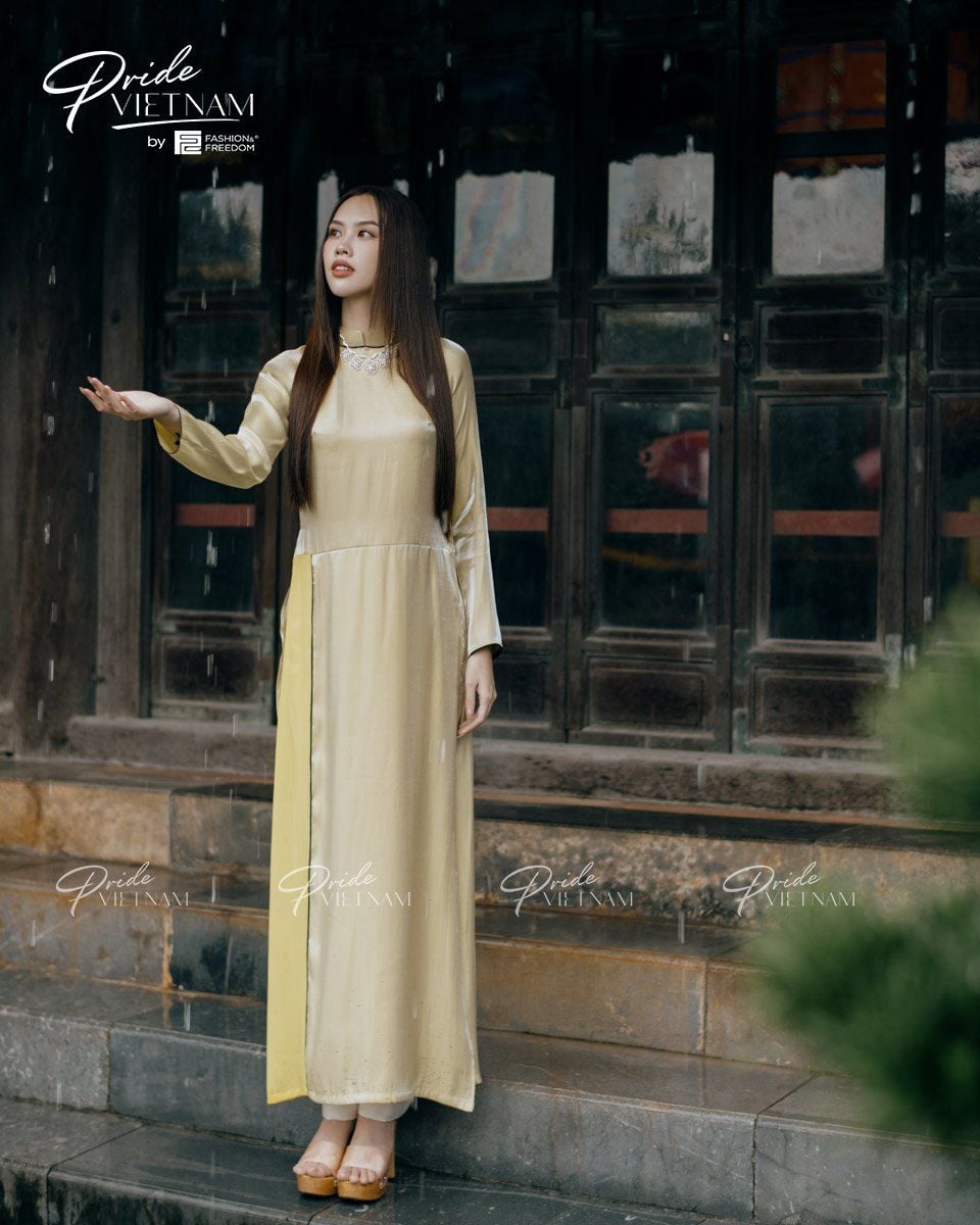 Áo Dài Nữ Tơ Organza Vàng Nhạt Pride Việt Nam