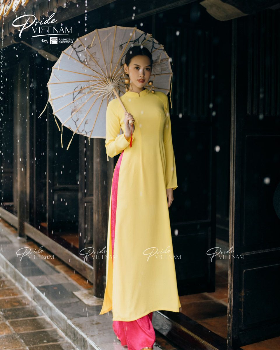 Áo Dài Chiffon Vàng Pride Việt Nam