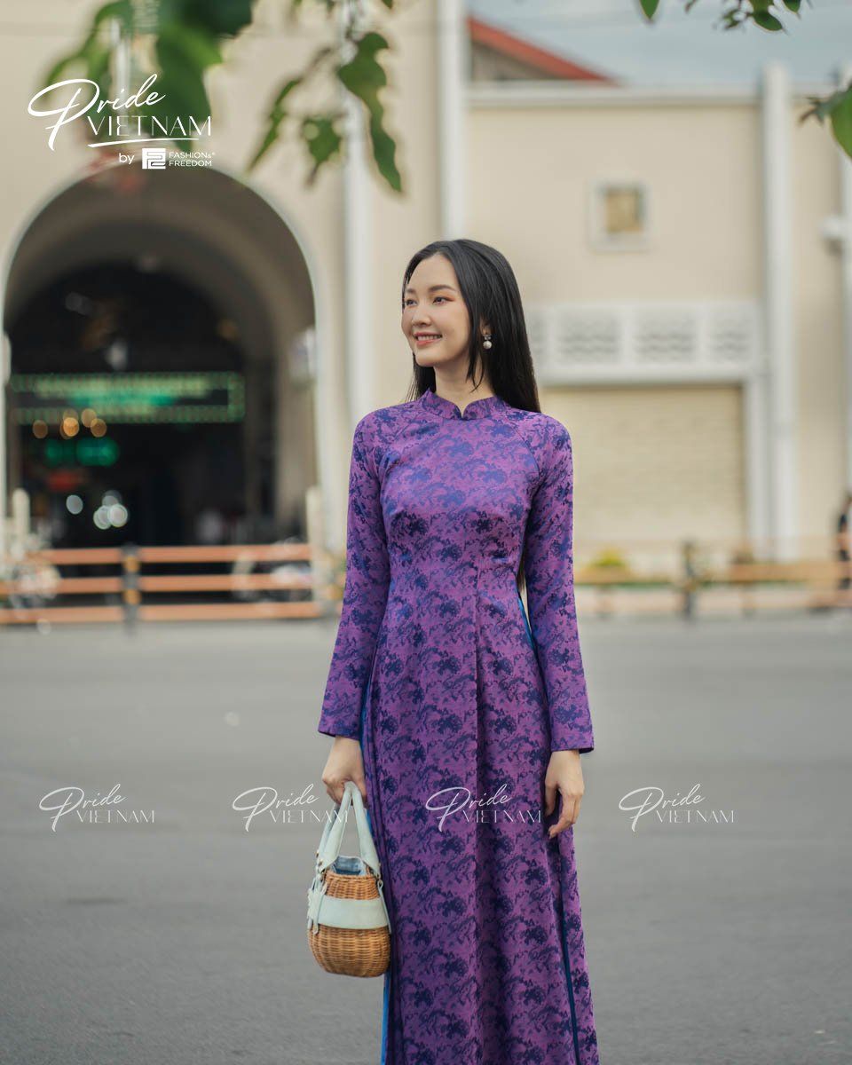 Áo Dài Lụa Tím Pride Việt Nam