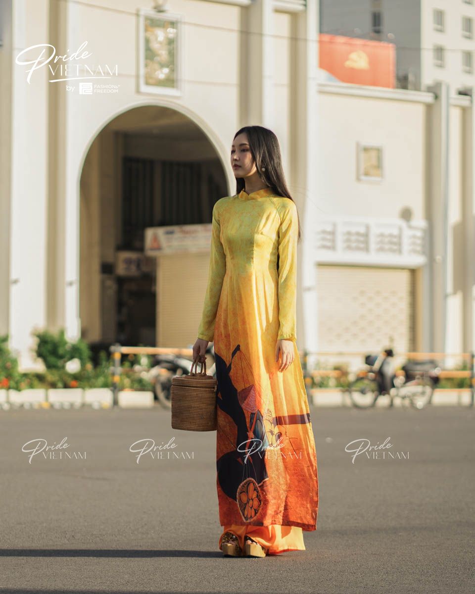 Áo Dài Lụa Nữ Vàng Cam Pride Việt Nam
