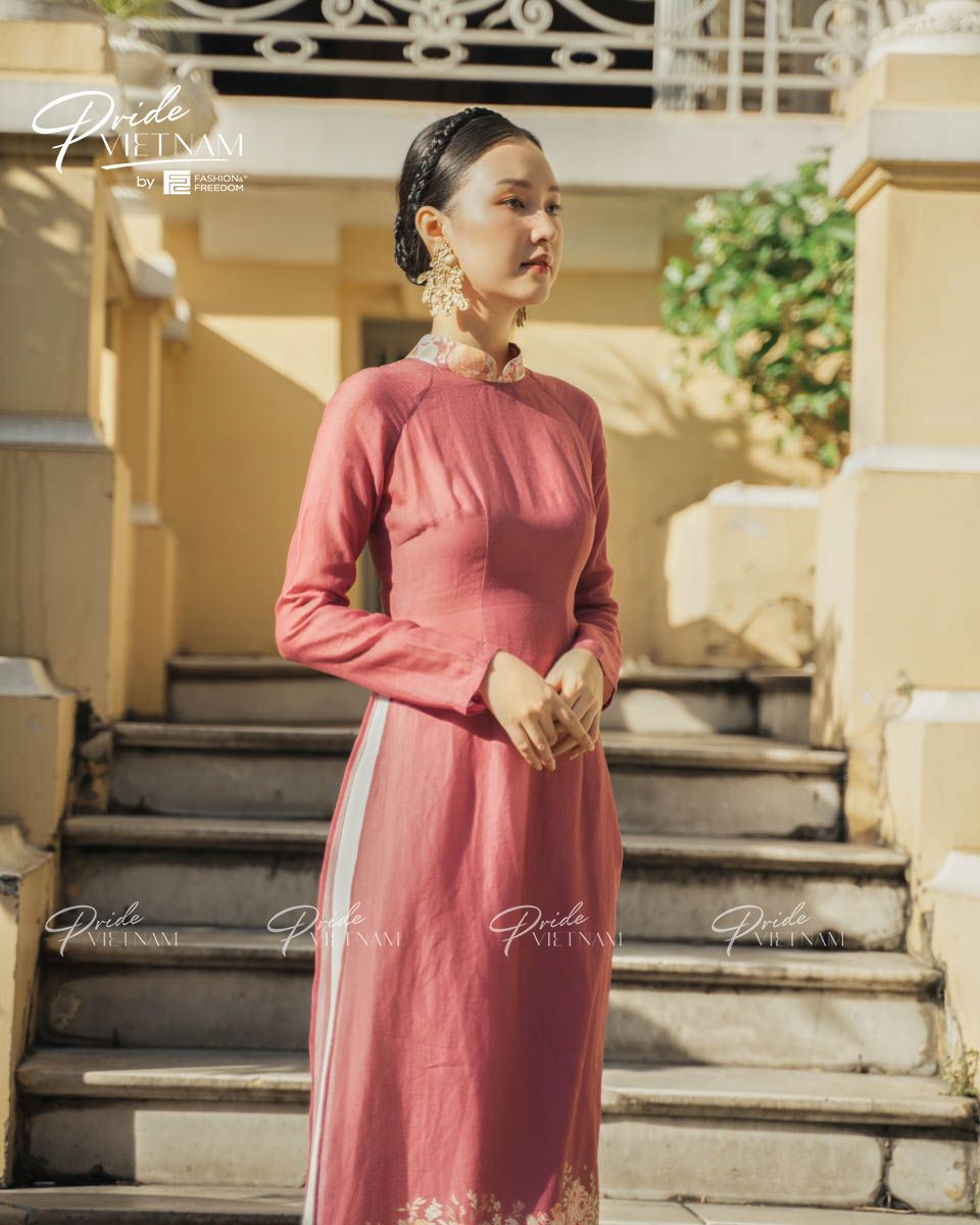 Áo Dài Nữ Linen Tơ Hồng Pride Việt Nam