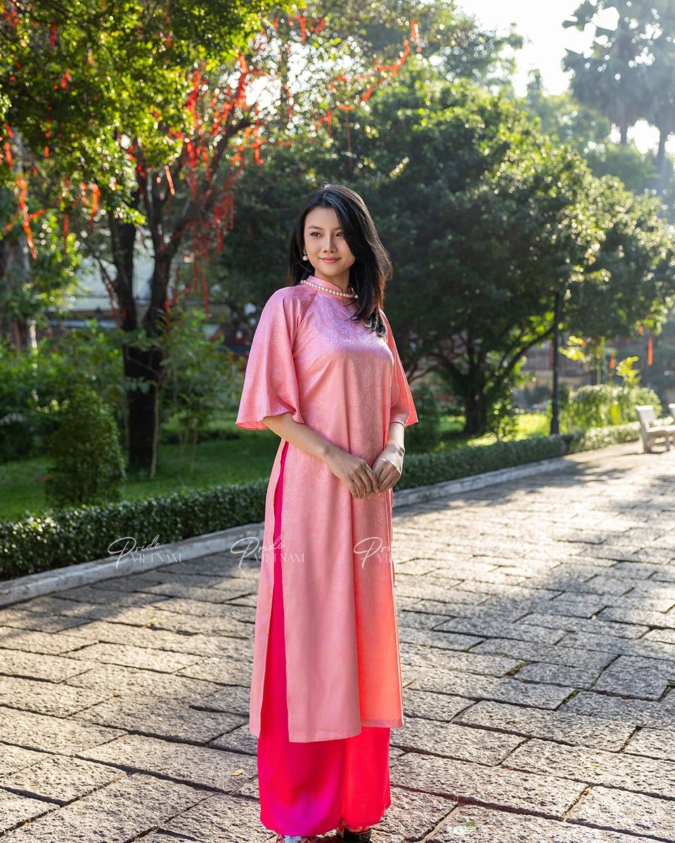 Áo Dài Lụa Nữ Hồng Nhạt