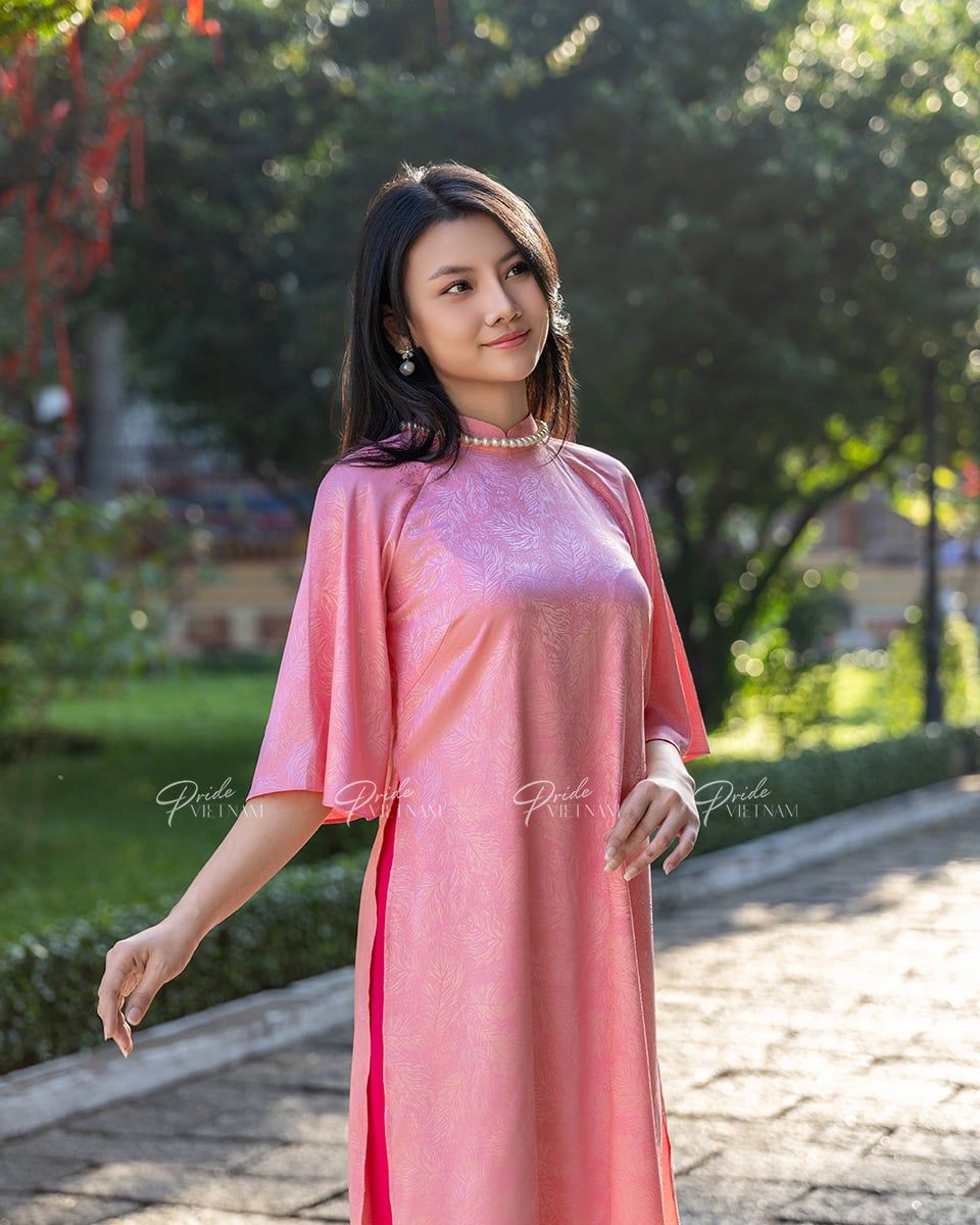 Áo Dài Lụa Nữ Hồng Nhạt