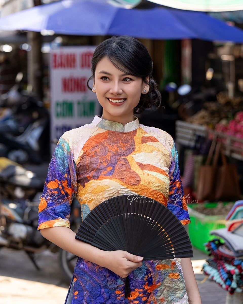 Áo Dài Gấm Nữ Cam Nhiều Màu