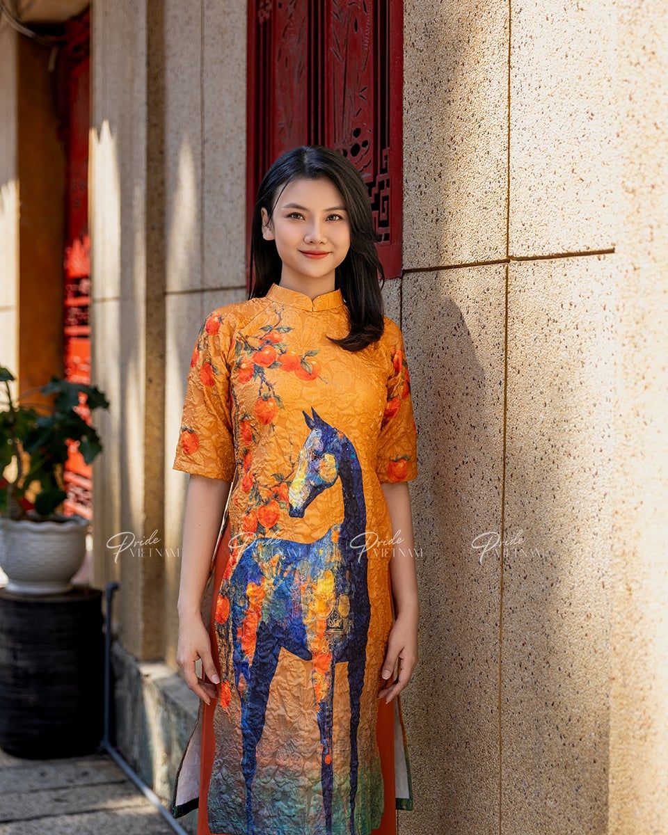 Áo Dài Gấm Nữ Cam Trái Hồng