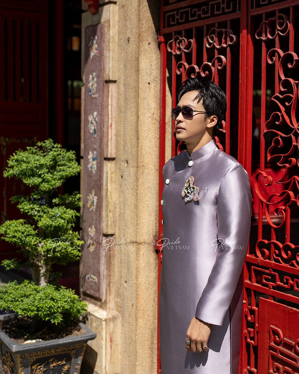 Áo Dài Gấm Nam Ruốc