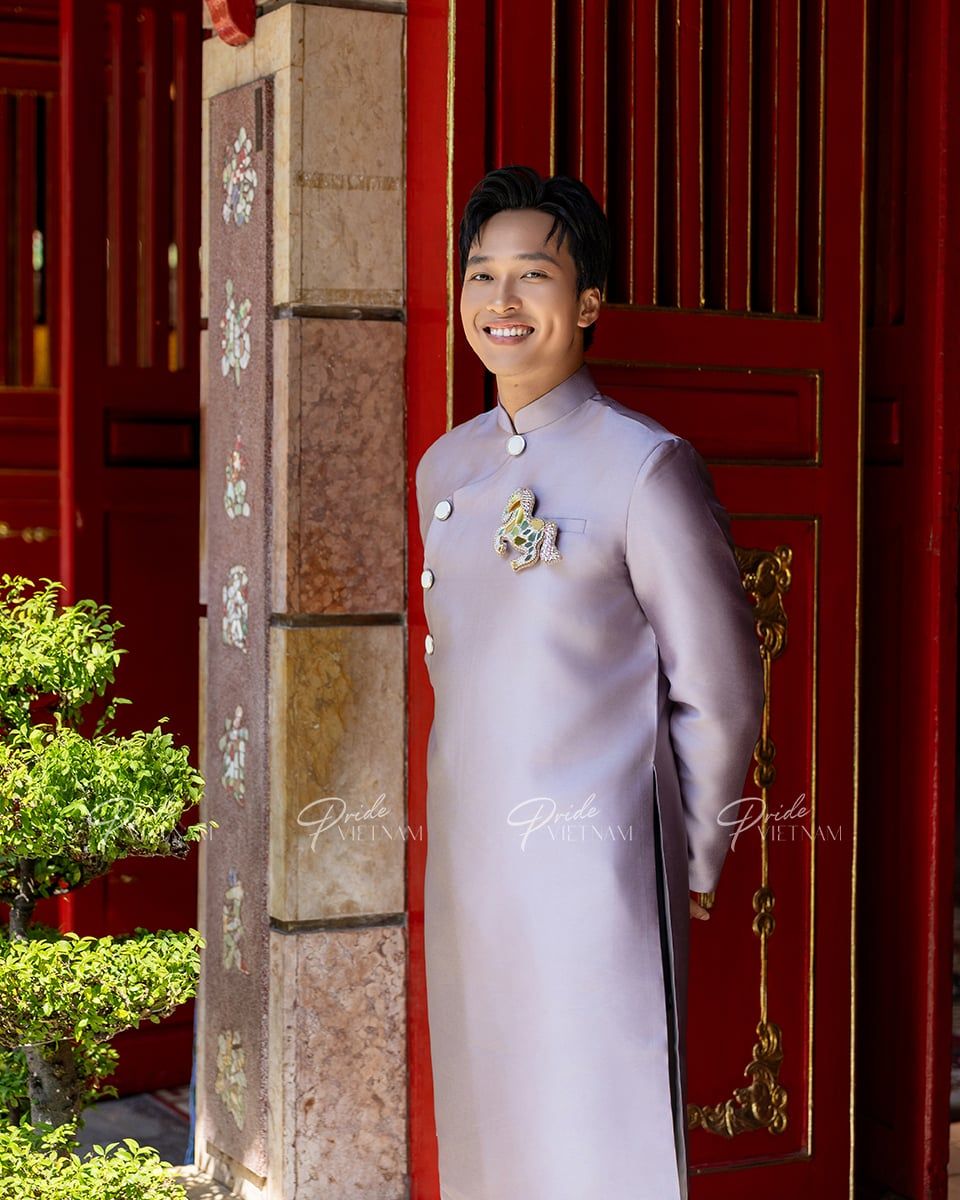 Áo Dài Gấm Nam Ruốc