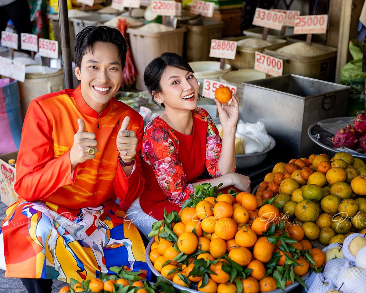Áo Dài Gấm Nam Cam Ngựa