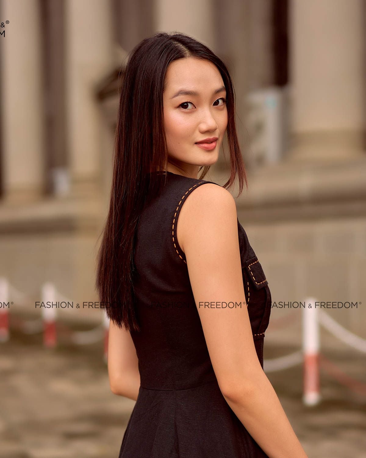 Áo Linen Đen Summer Muse