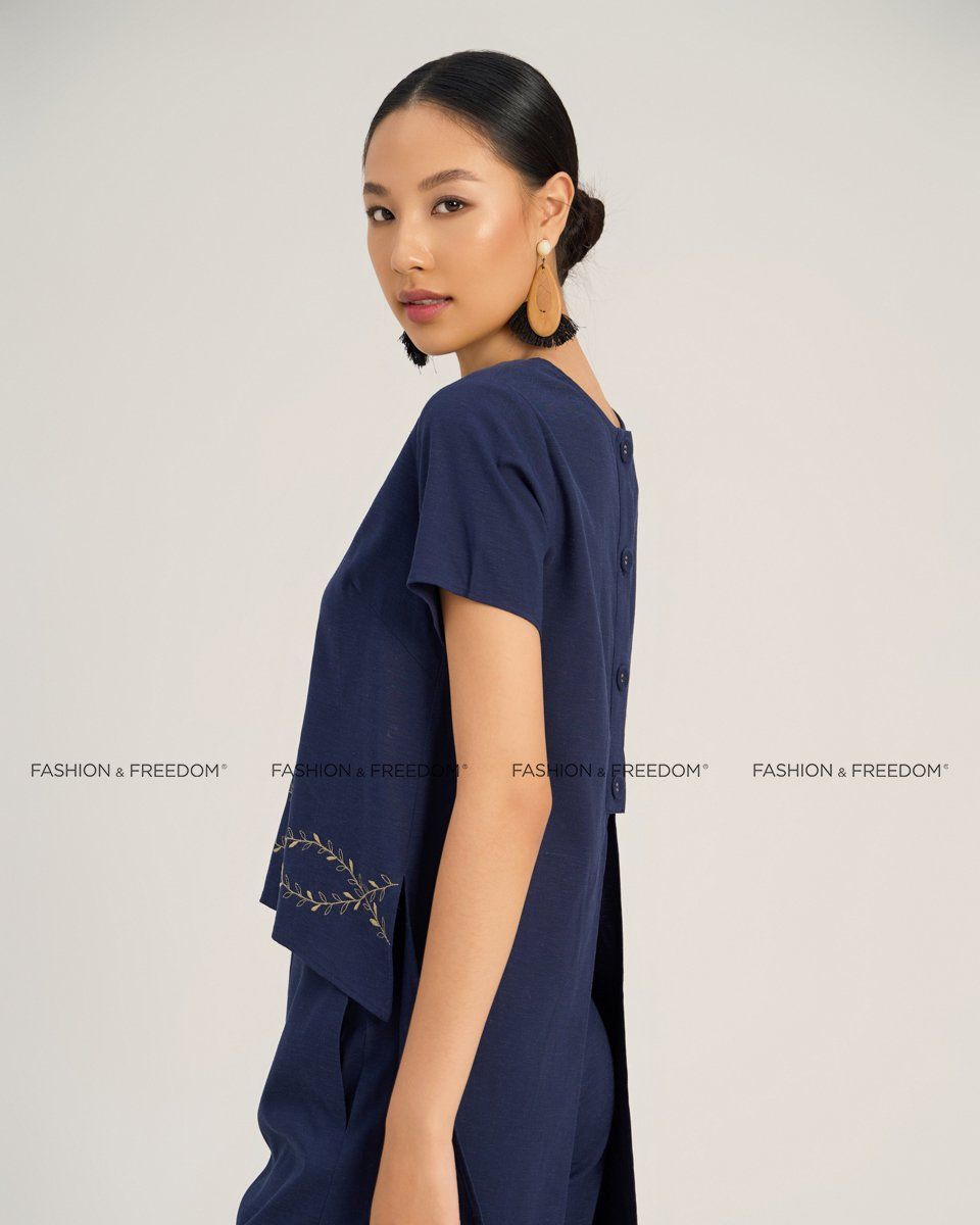 Áo Kiểu Linen Xanh Đen The Art Of Styling