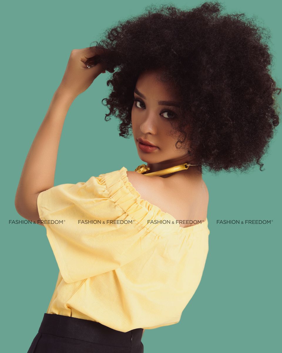 Áo Kiểu Nữ Linen Vàng Sắc Màu Tự Do