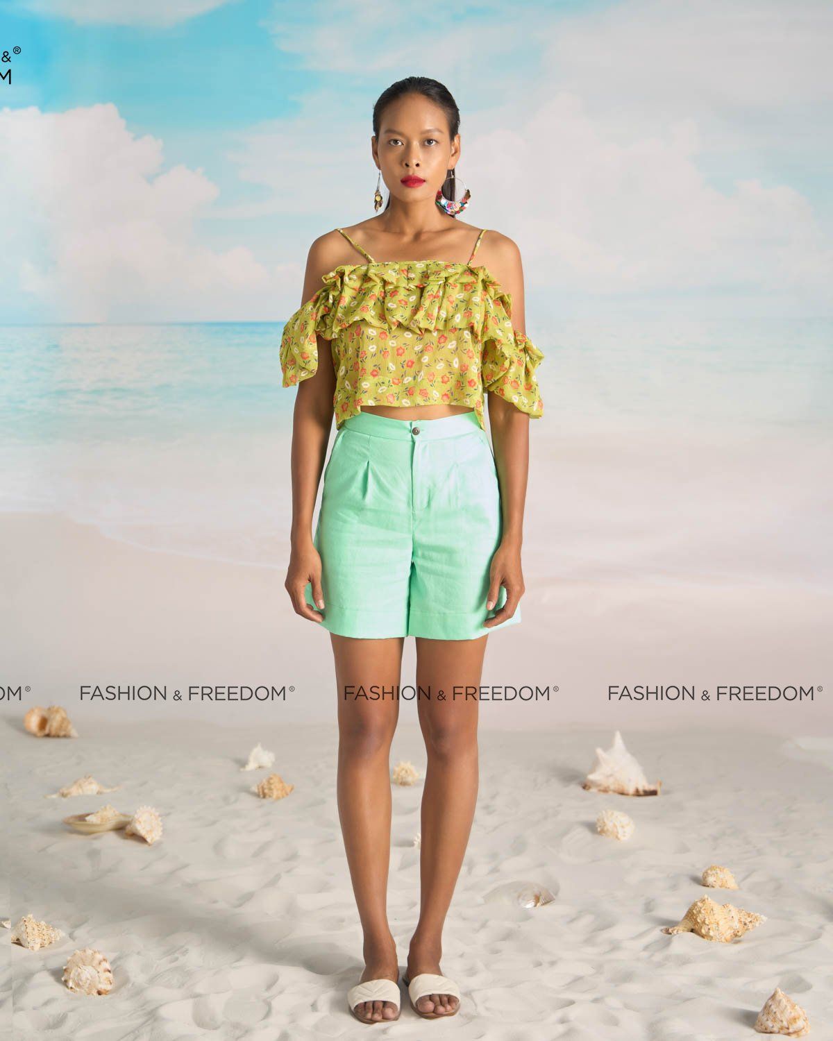 Quần Short Linen Xanh Ngọc Bright And Shine