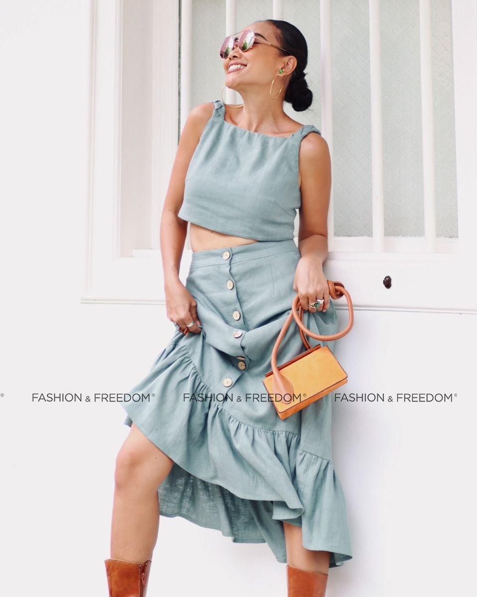 Áo Kiểu Linen Xanh Chocolate Fall In Love