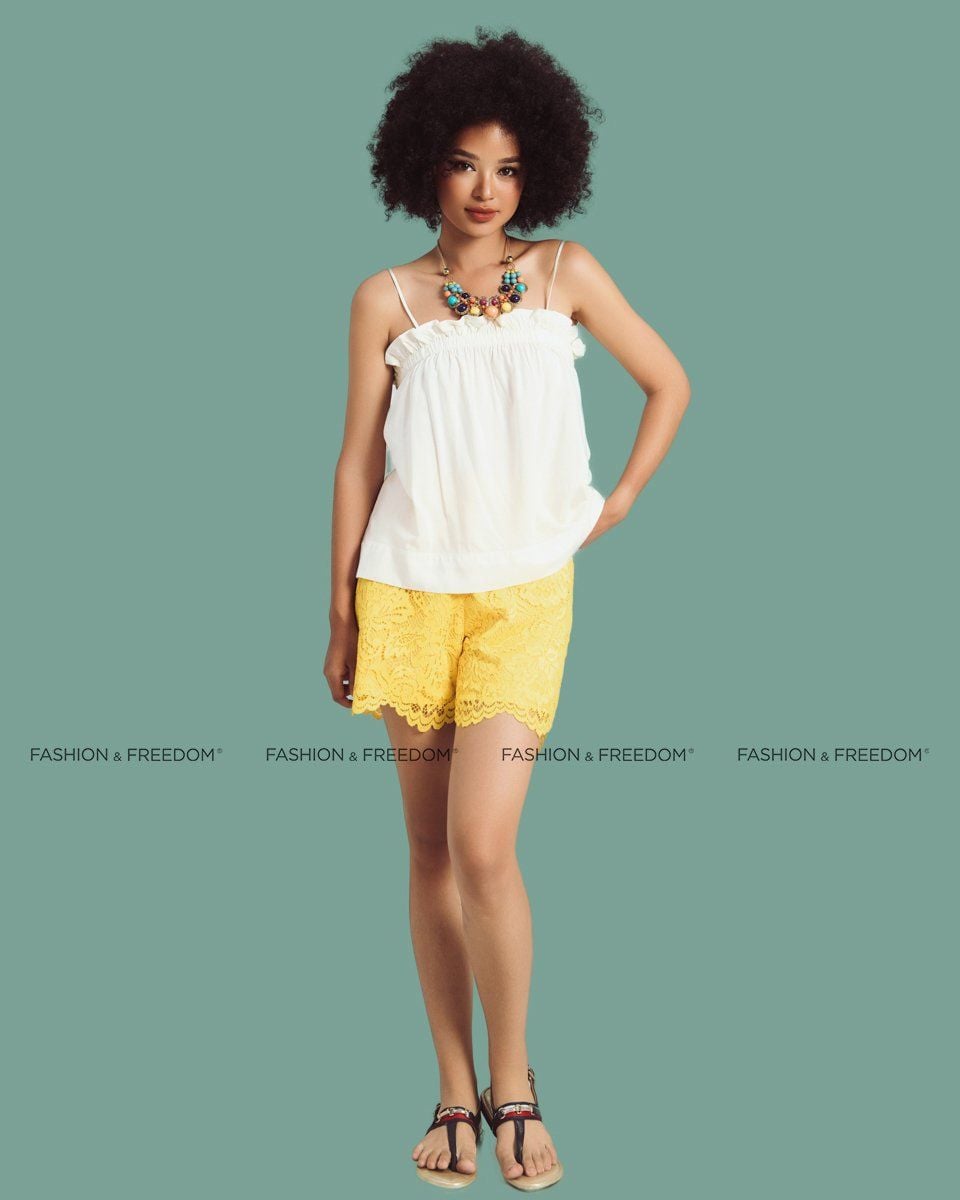 Quần Short Nữ Vàng Sắc Màu Tự Do