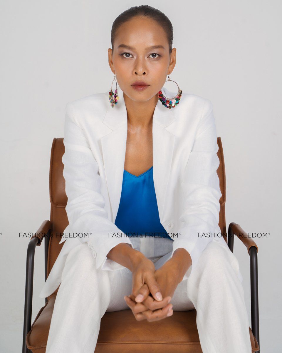 Áo Vest Linen Trắng New Linen New Horizon