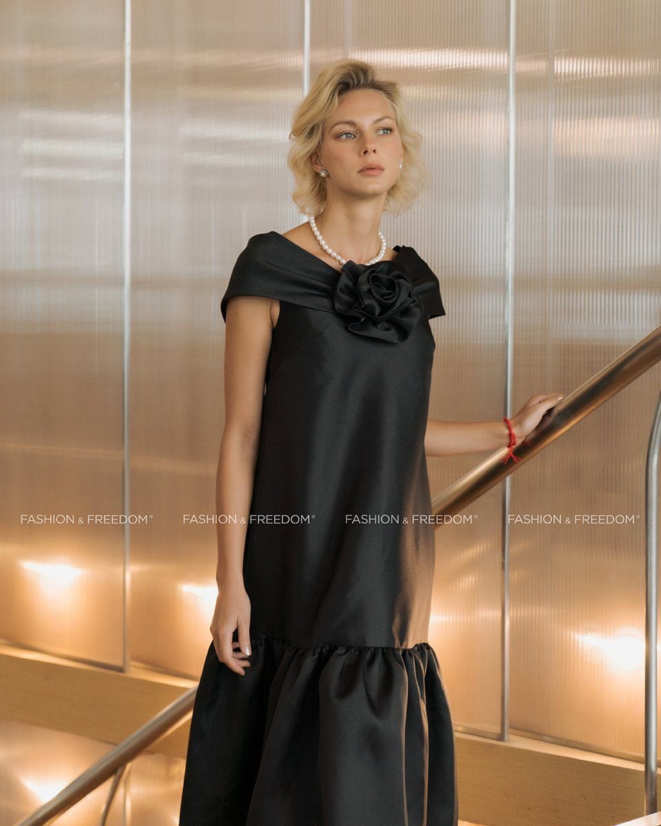 Đầm Gấm Đen Queen Of The Night