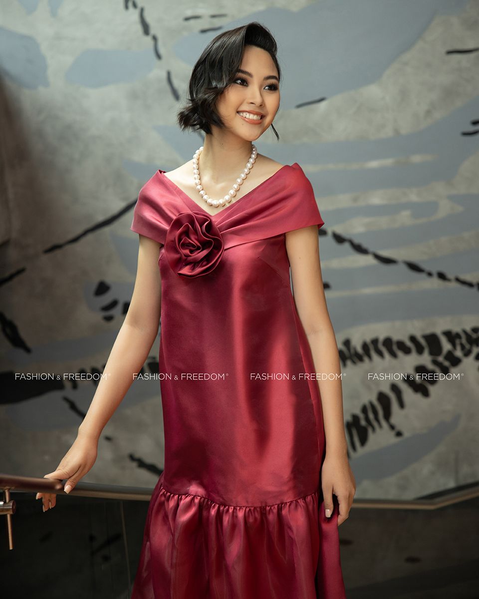 Đầm gấm Đỏ Queen of the night