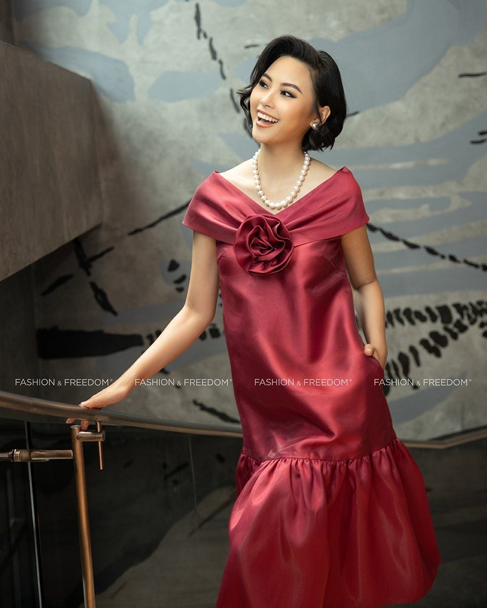 Đầm gấm Đỏ Queen of the night