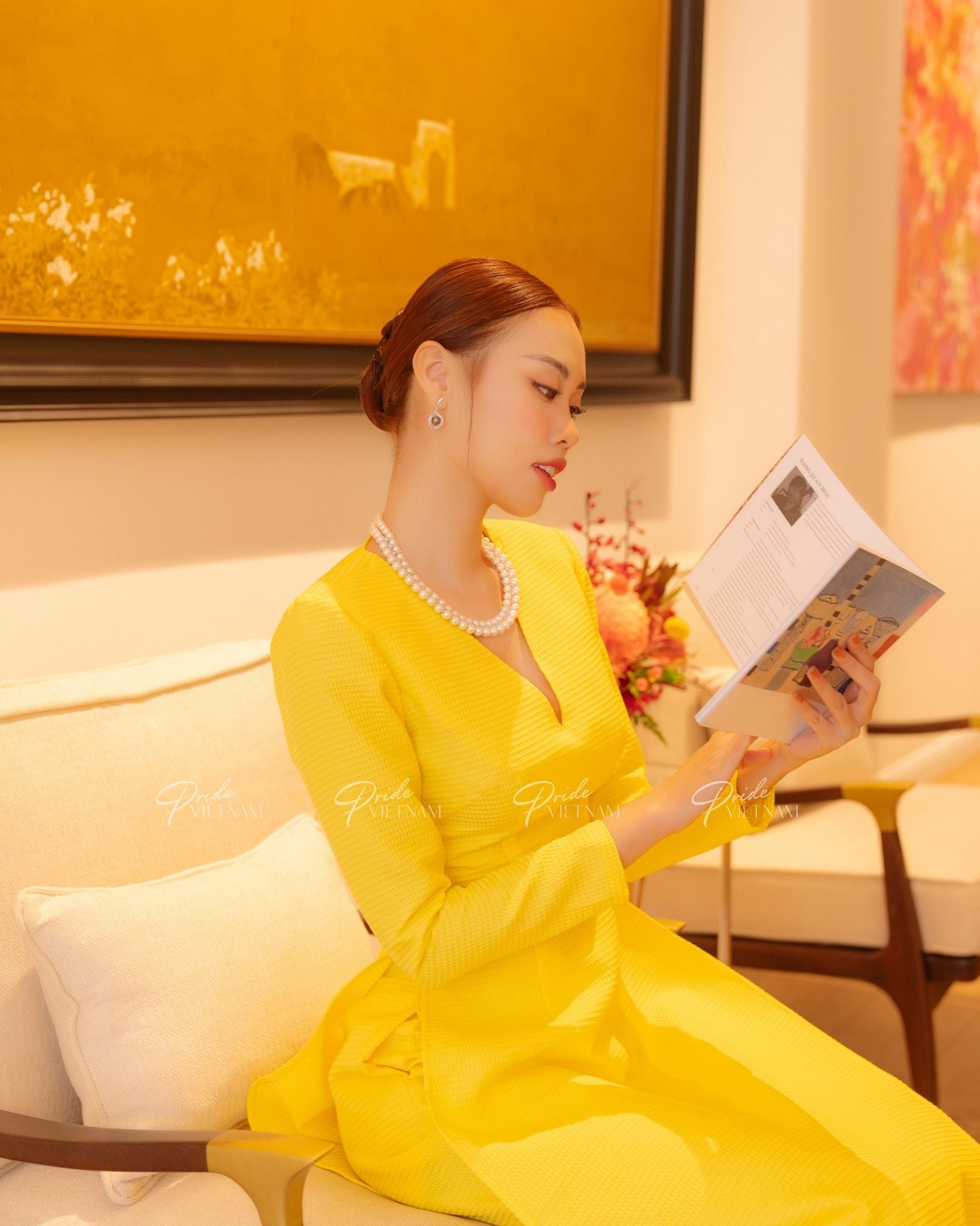 Áo Dài Gấm Vàng Hương Xuân