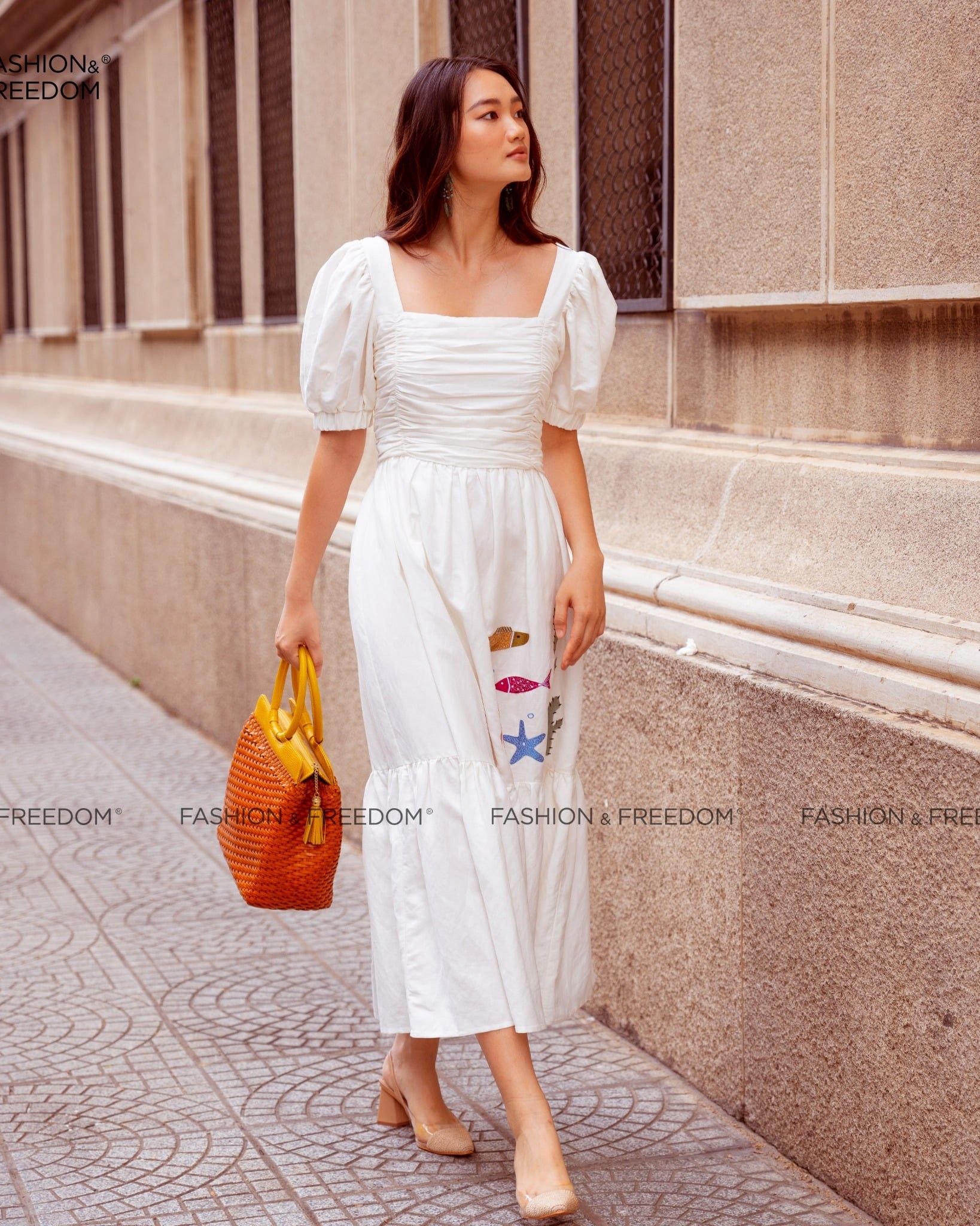 Đầm Linen Trắng Autumn Charm