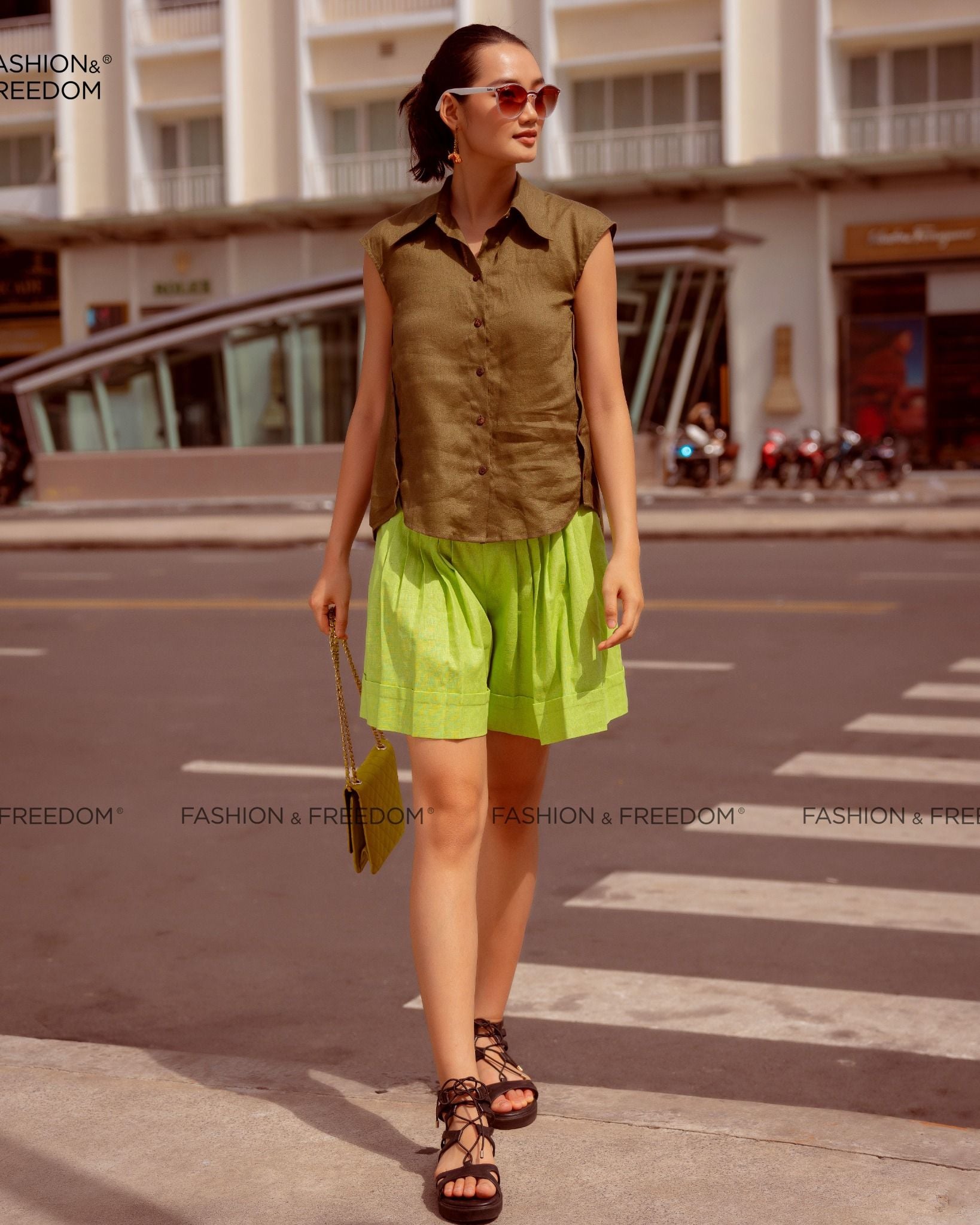 Quần Short Linen Xanh Cốm Autumn Charm