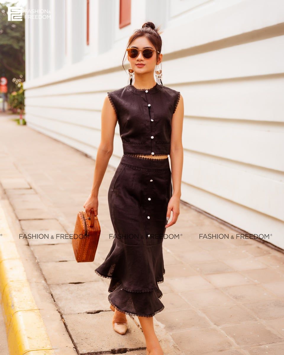 Chân Váy Linen Đen Fall Muse