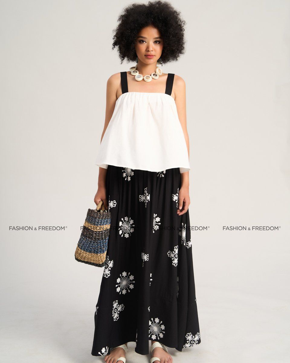 Áo Kiểu Nữ Kem 2 Dây Đen Sắc Màu Tự Do