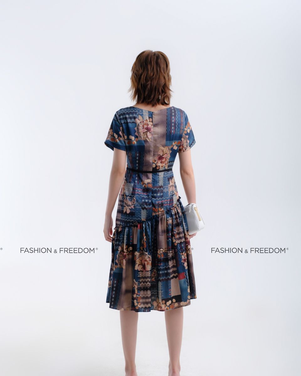 Đầm Lụa Xanh Nâu