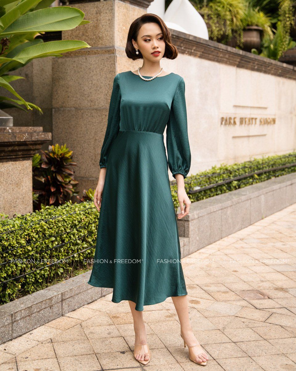 Đầm Lụa Xanh Cổ Vịt Starry Nights