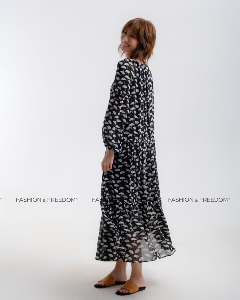 Đầm Voan Đen Hoạt Tiết Hương Mùa Hè